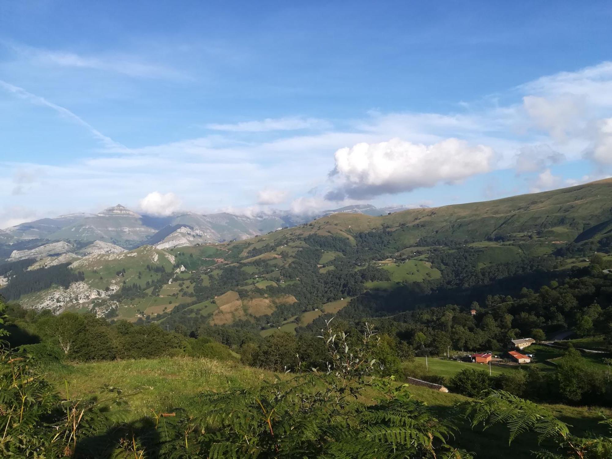 La Pasiega San Roque de Ríomiera المظهر الخارجي الصورة